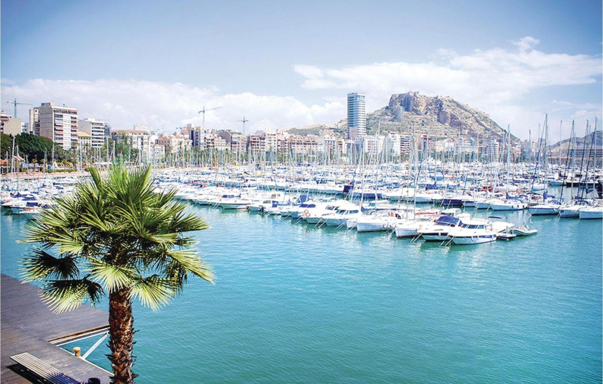 3 Bedroom Gorgeous Apartment In Alicante Zewnętrze zdjęcie